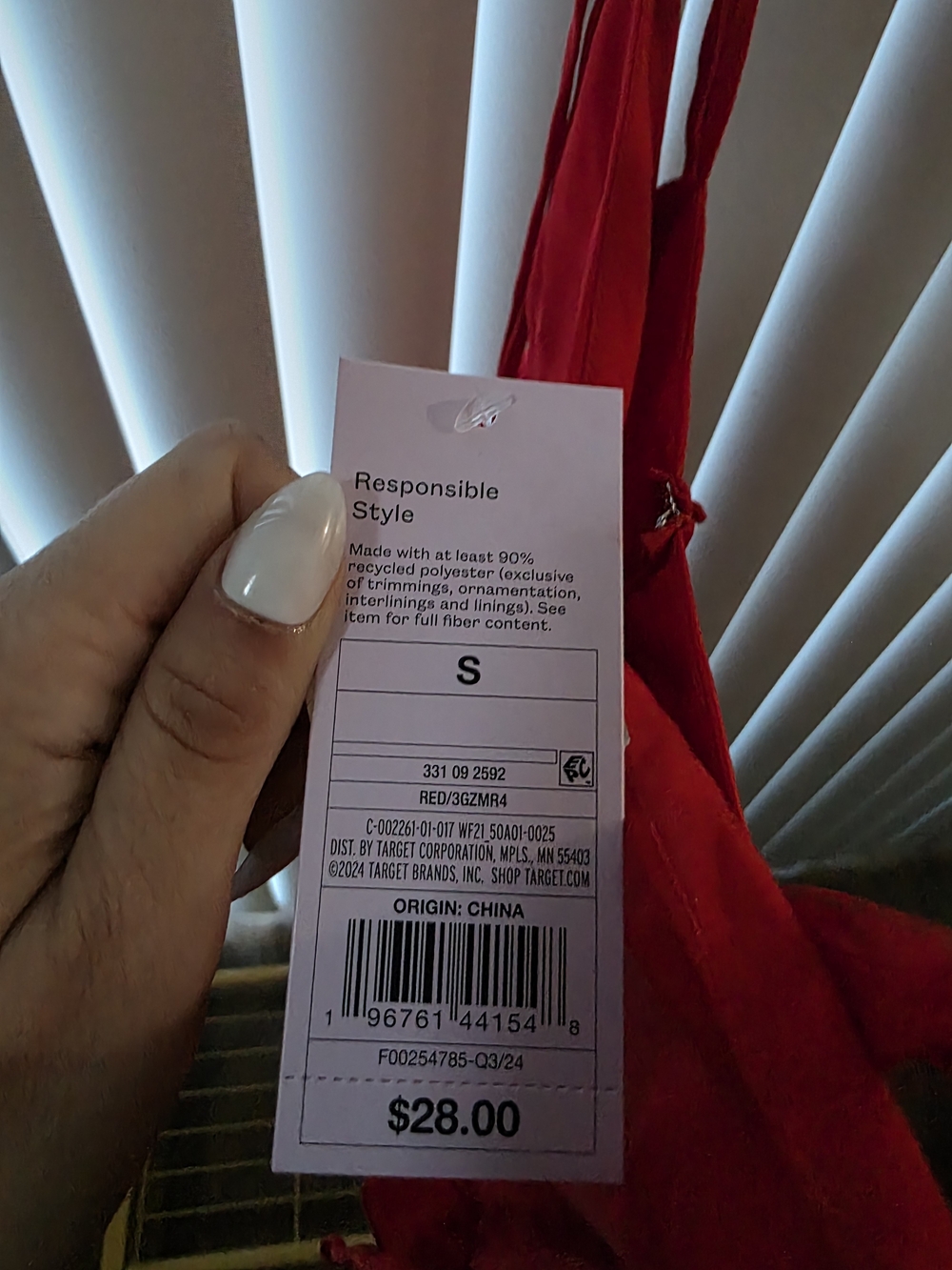 Red Dress - Picture 3 of 4